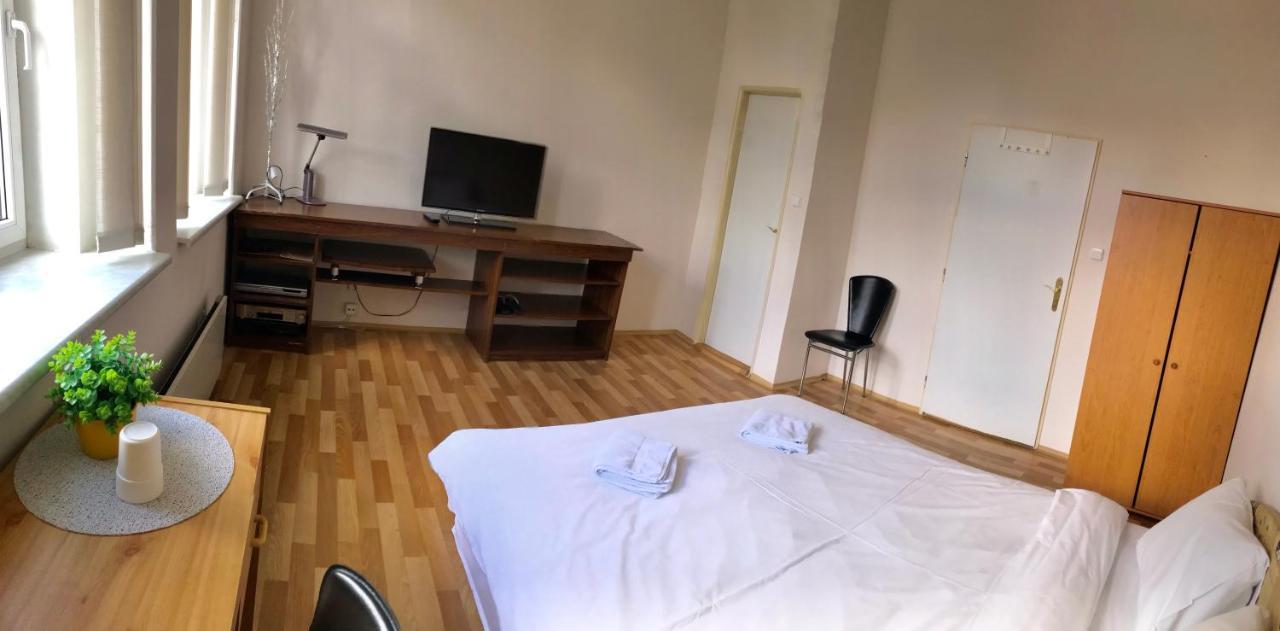 Pension Majovka Cheb Bagian luar foto